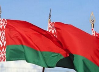 Білорусь висилає із країни 12 українських дипломатів