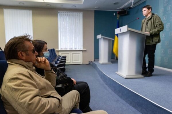 Шон Пенн прокомментировал встречу с Зеленским