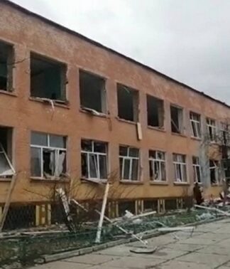 Враг ударил по Чернигову: разрушены школы и жилые дома