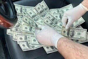 СБУ разоблачила чиновника Одесской таможни на коррупционной схеме 