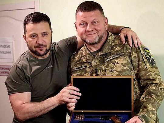 Спільна робота президента та&nbsp;головкома ставиться під сумнів через вплив &laquo;третіх сил&raquo;,&nbsp;&mdash; експерт