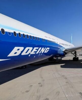 Одобрен пакет зарплат босса Boeing в размере 33 миллионов долларов