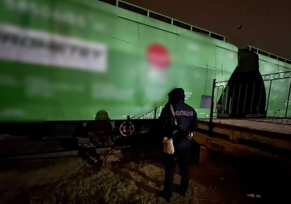 На станции Одесса-Восточная мужчина бросился под поезд