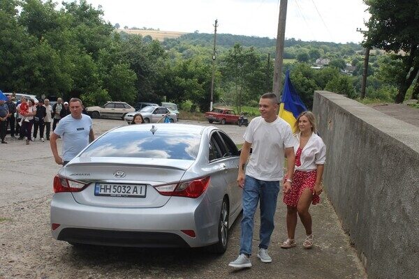 Был в плену более трех лет: в Одесскую область вернулся защитник Украины