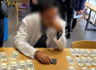 Семь тысяч долларов за фальшивый уход: в Одессе задержан врач