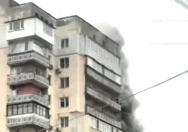 Пожар в многоэтажке в Одессе: огонь охватил одну из квартир