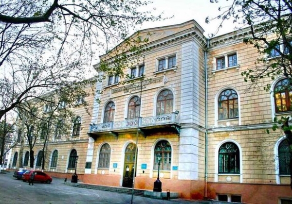 Скандал в одесском вузе: преподаватель попал под проверку из-за высказываний о комике