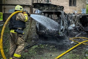 РФ атаковала Одессу дронами: обломки БпЛА упали на дом, пострадали люди (обновлено)