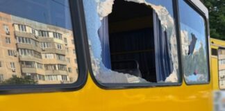 Утренний удар по остановке в Одессе: получили осколочные ранения люди
